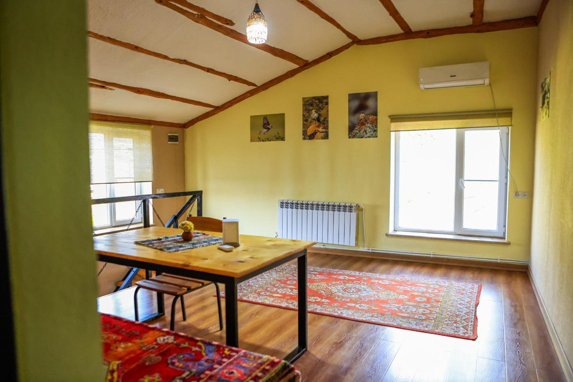 Areni Wine Art Bed & Breakfast エクステリア 写真